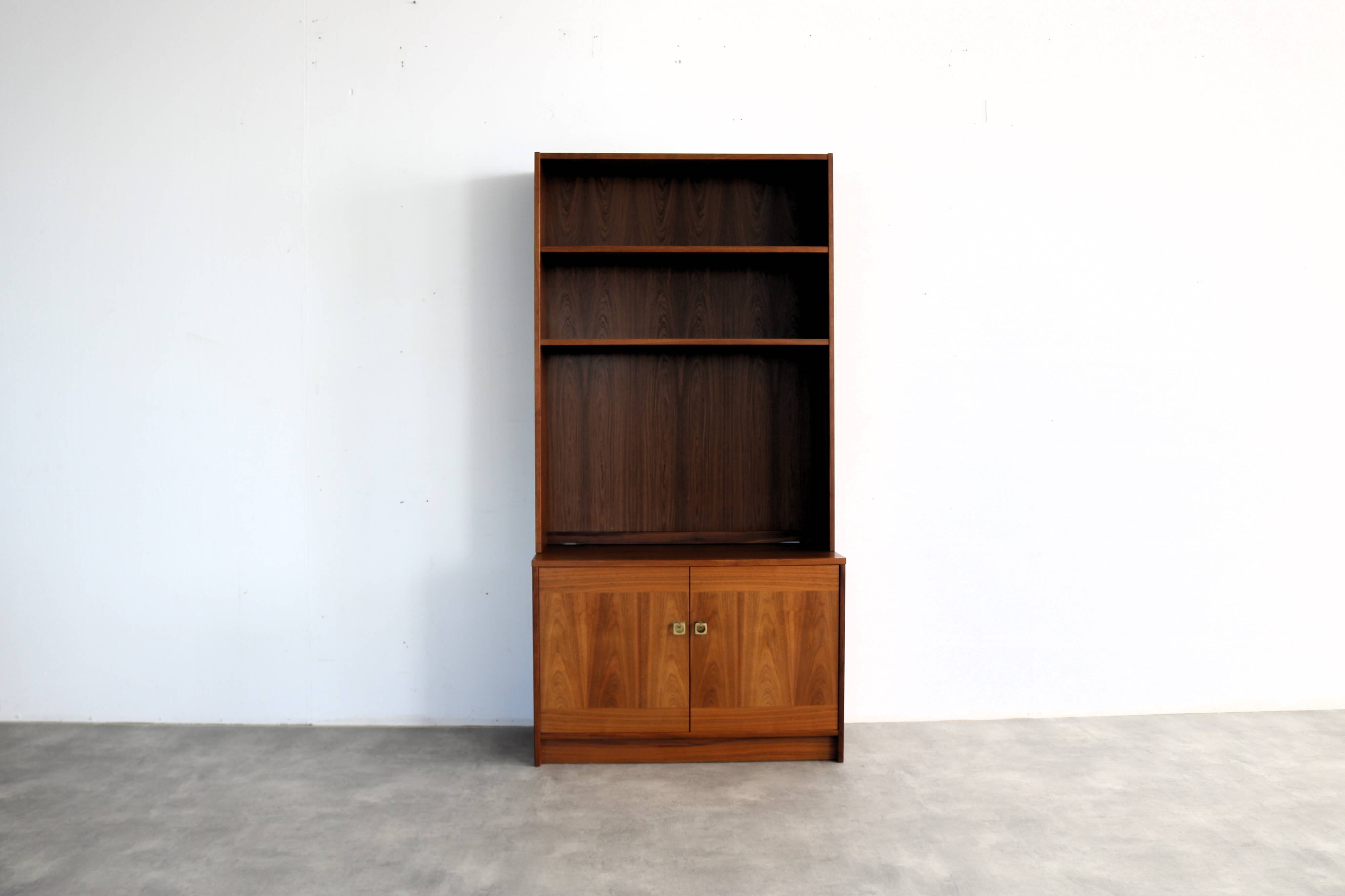 vintage wall cupboard | wall unit | 60s | Sweden | Selency