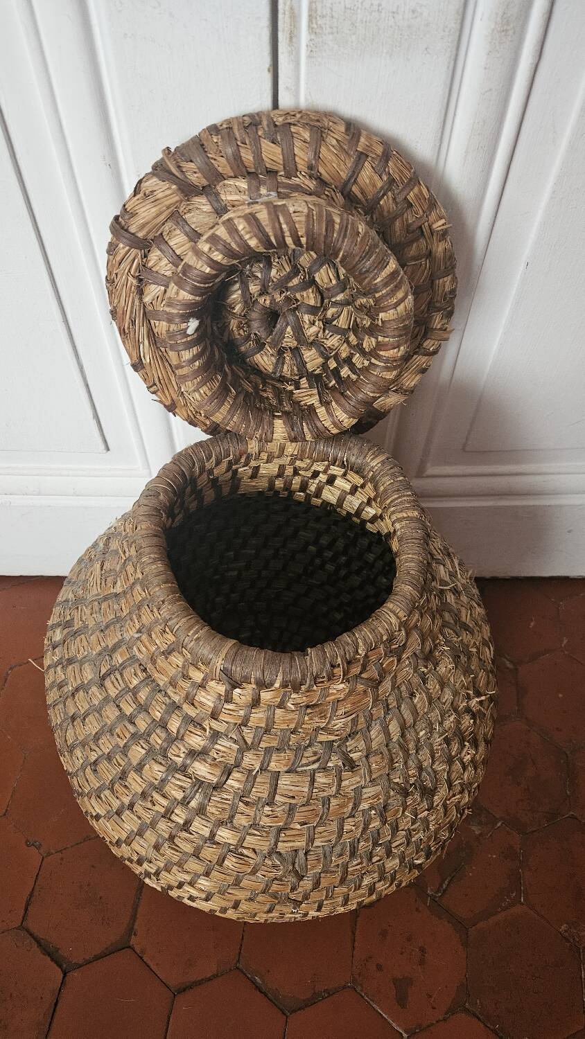 Vintage wicker basket