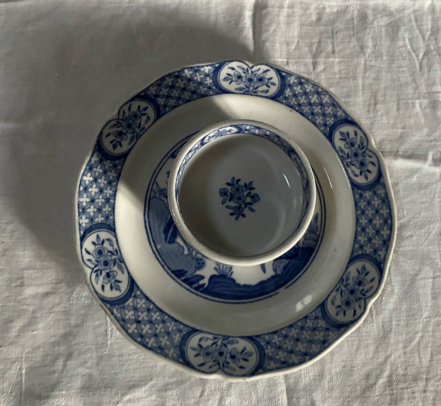 Butter dish and plate, Old Chelsea Furnivals