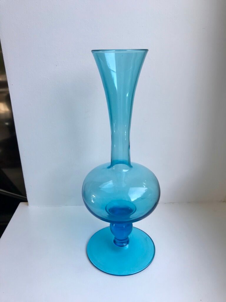 Design vase in turquoise blue glass 70s