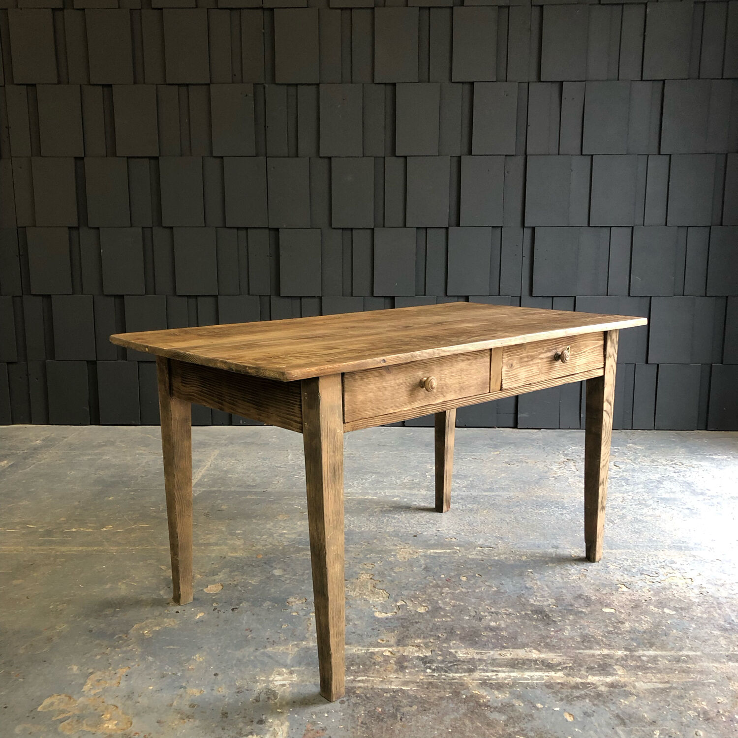 Table de ferme à 2 tiroirs