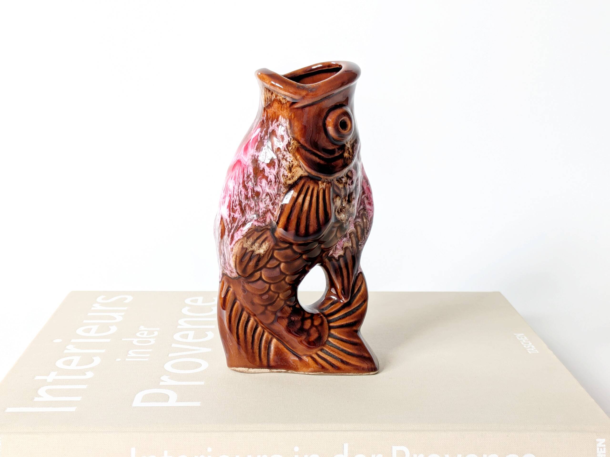 Vallauris fish pitcher vase from the 60s, amber and pink