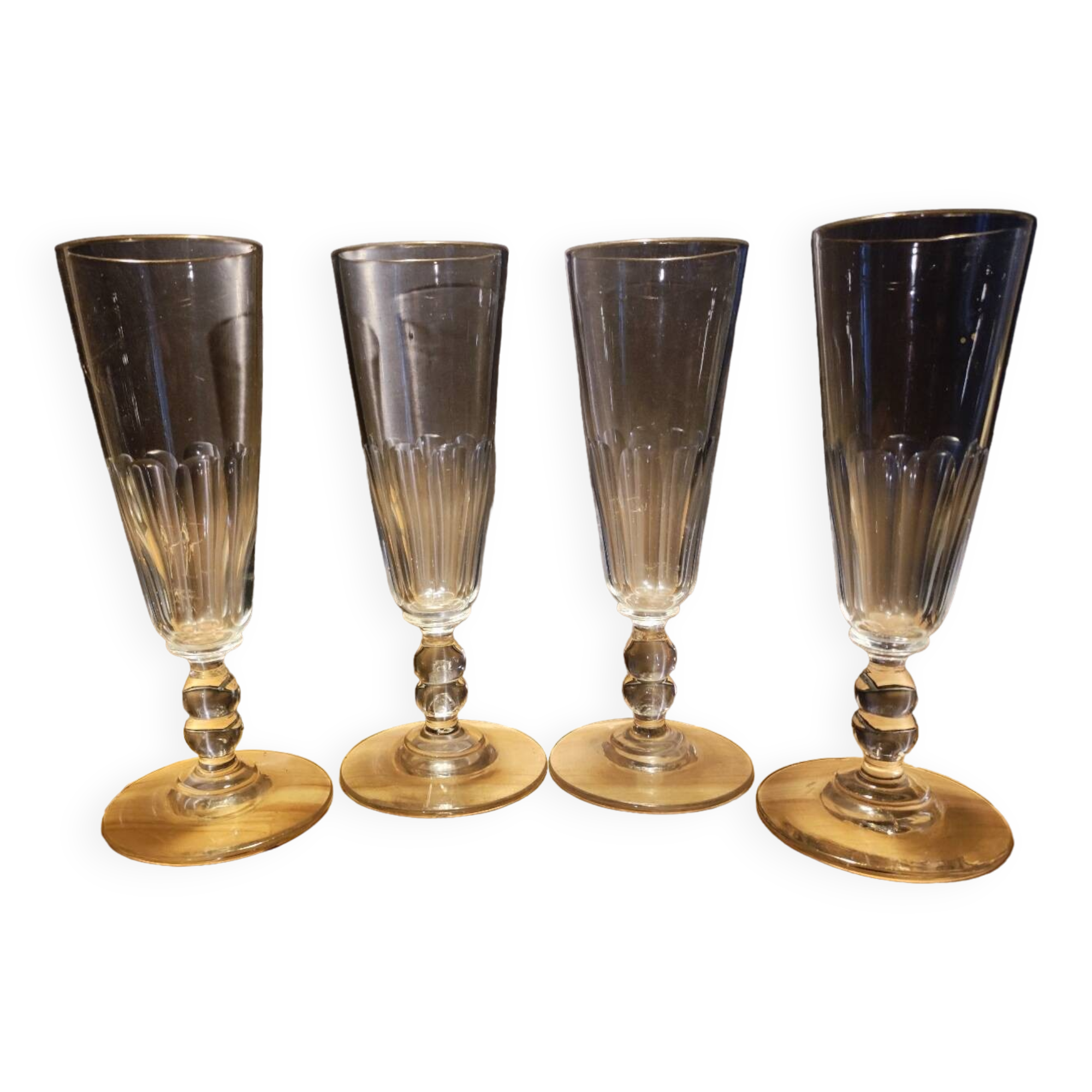 4 champagne flutes with cut sides, late 19th century