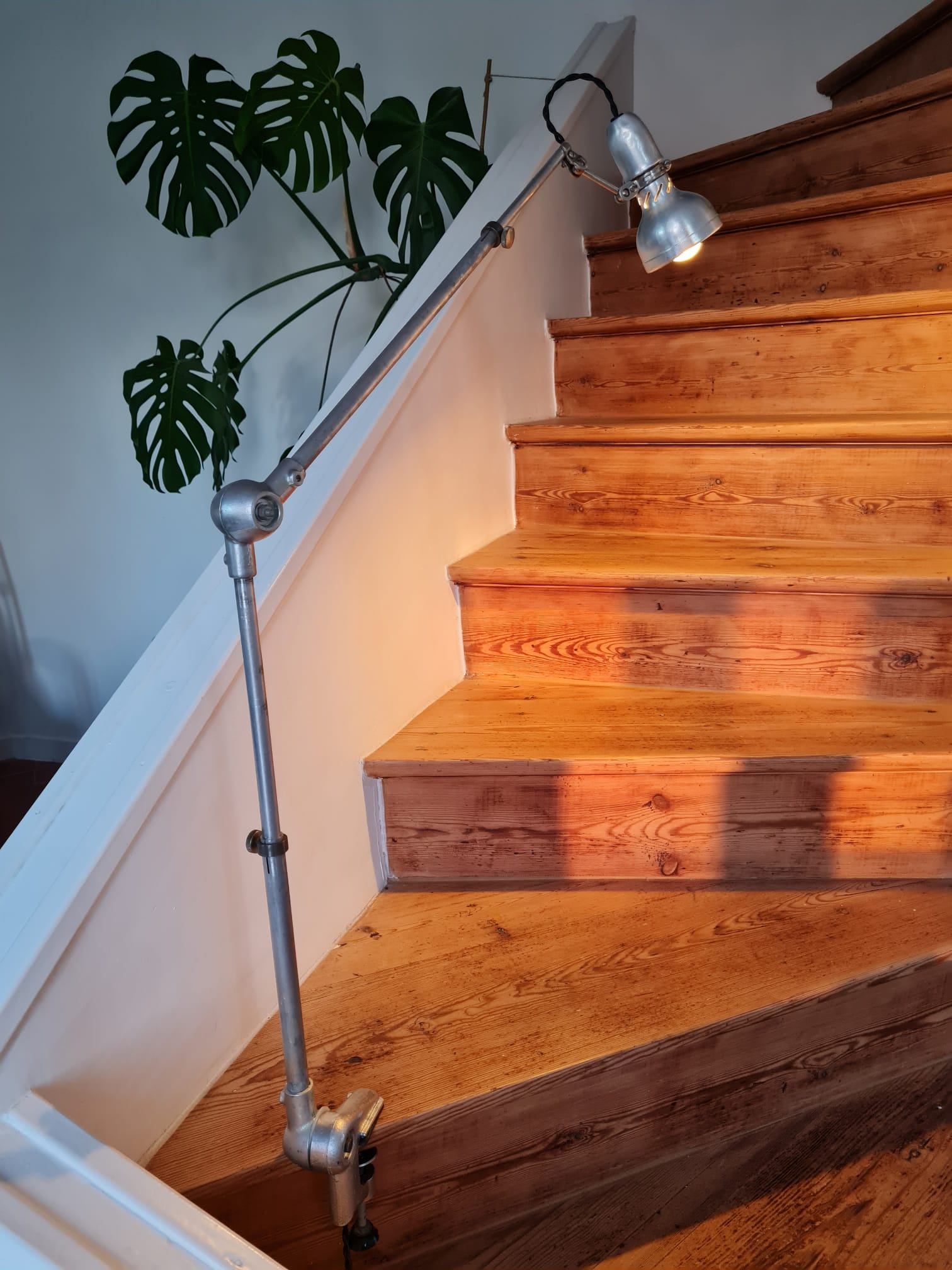 Lumina workshop lamp