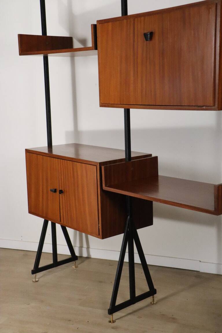 Vintage modular bookcase in wood and metal, Italy, 1960