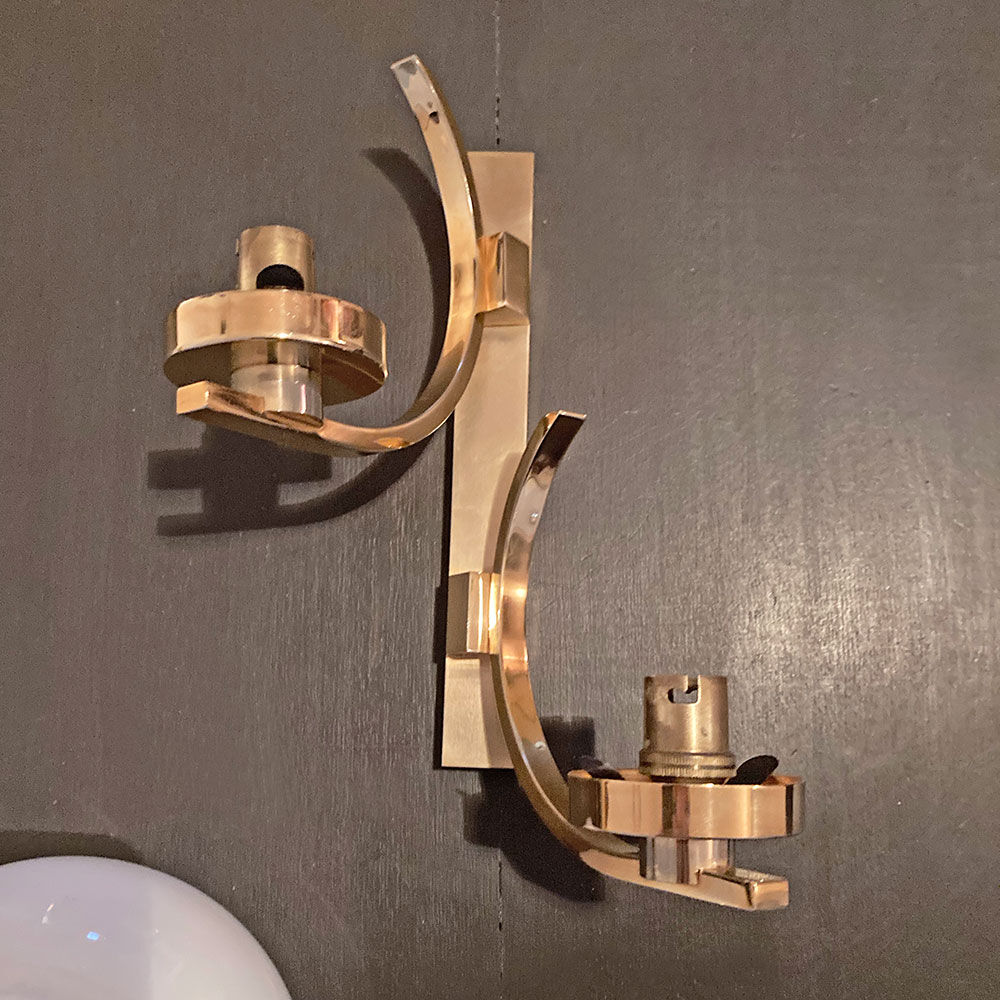 Double fire wall lamp
