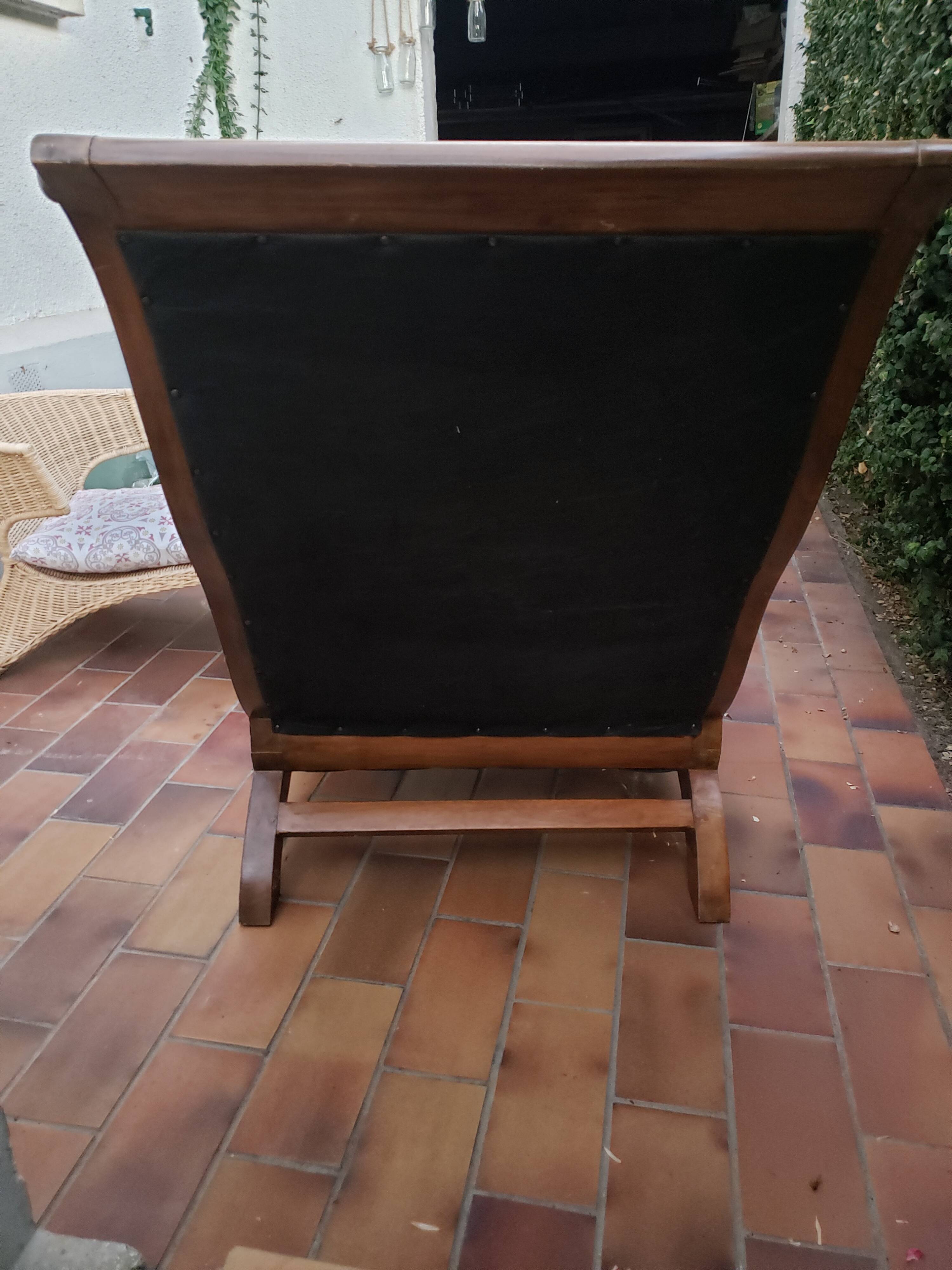 Colonial planter chair