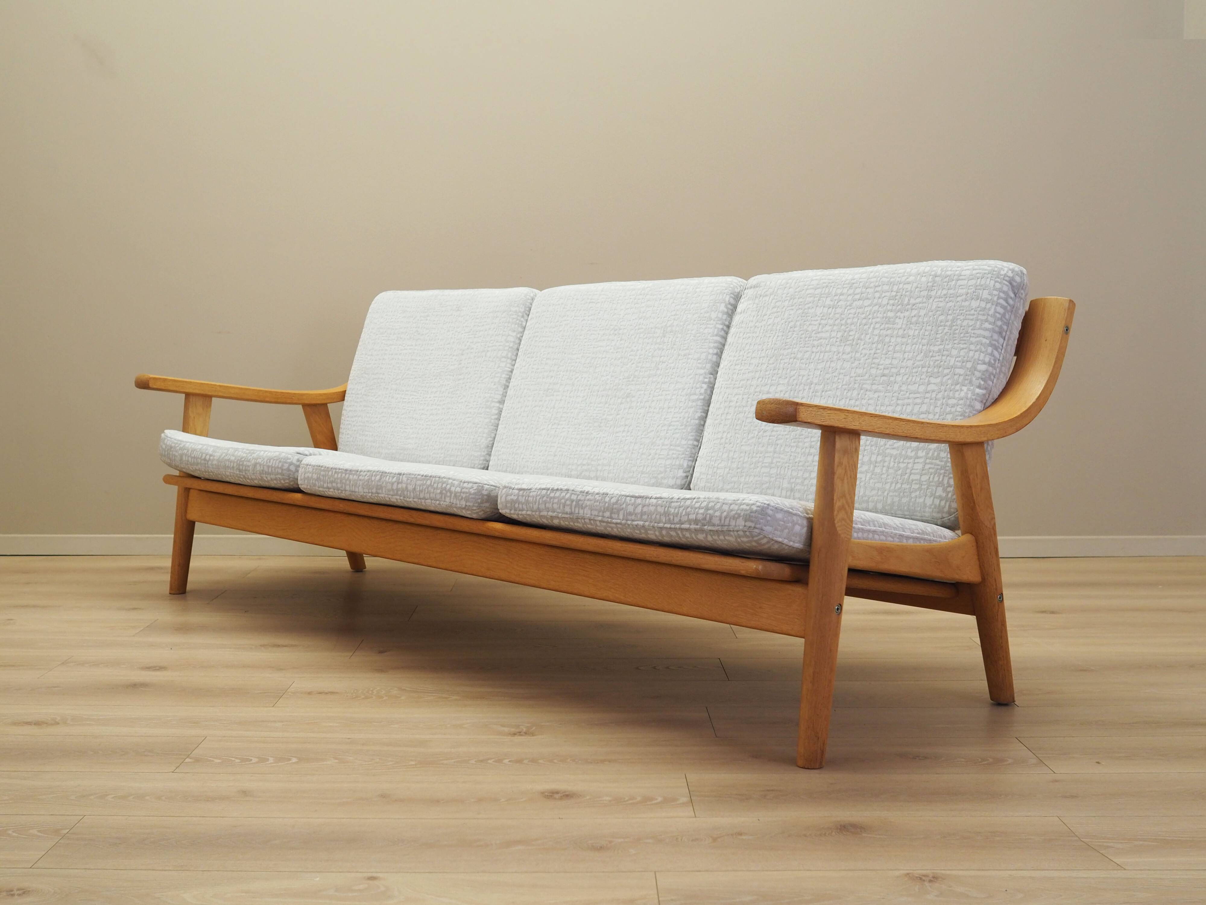Oak sofa, Danish design, 1960s, designer: Hans J. Wegner, manufacturer: Get