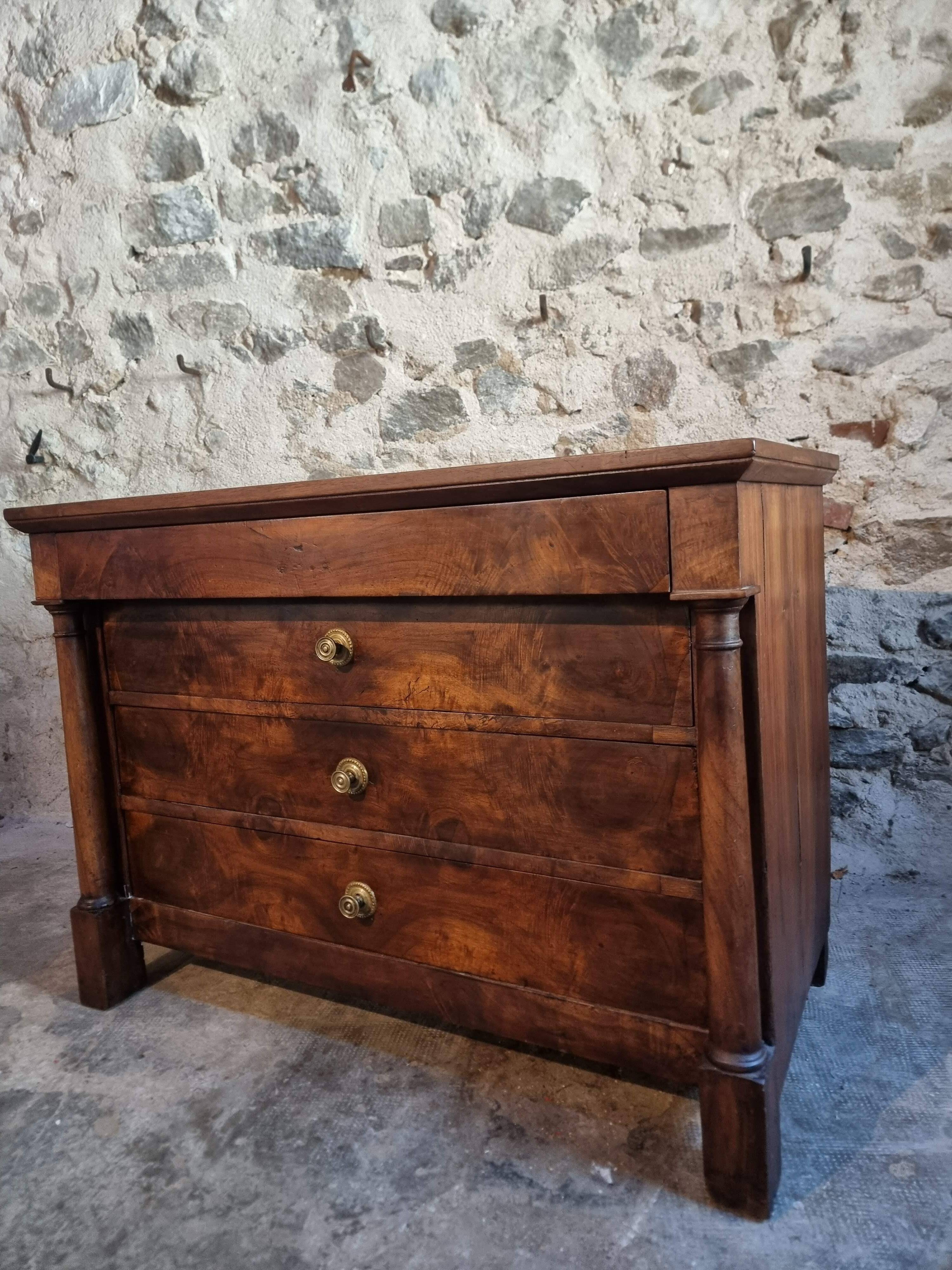 Antique French walnut commode, early 19th century (1800–1830), 4 drawers.