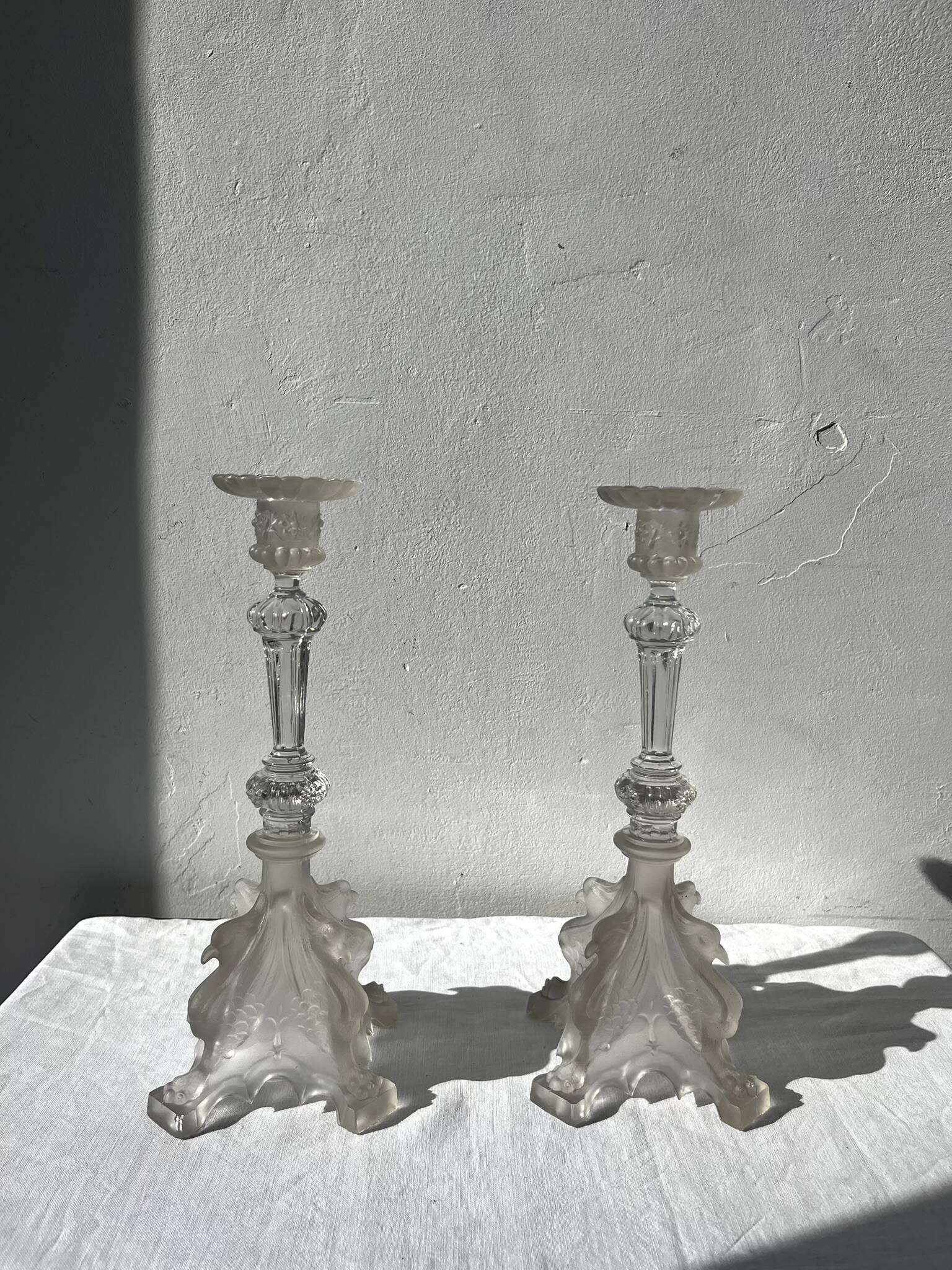 Pair of Griffon candlesticks in Val Saint Lambert crystal, Belgium.