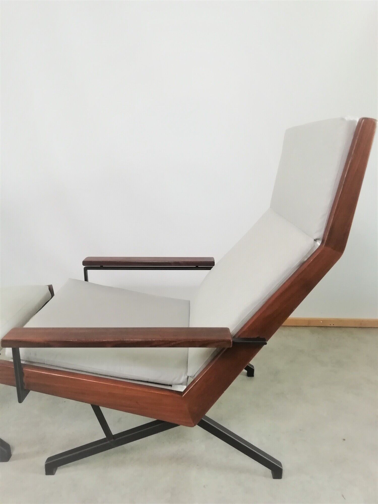 "Lotus" armchair by Rob Parry  for Gelderland, 1950