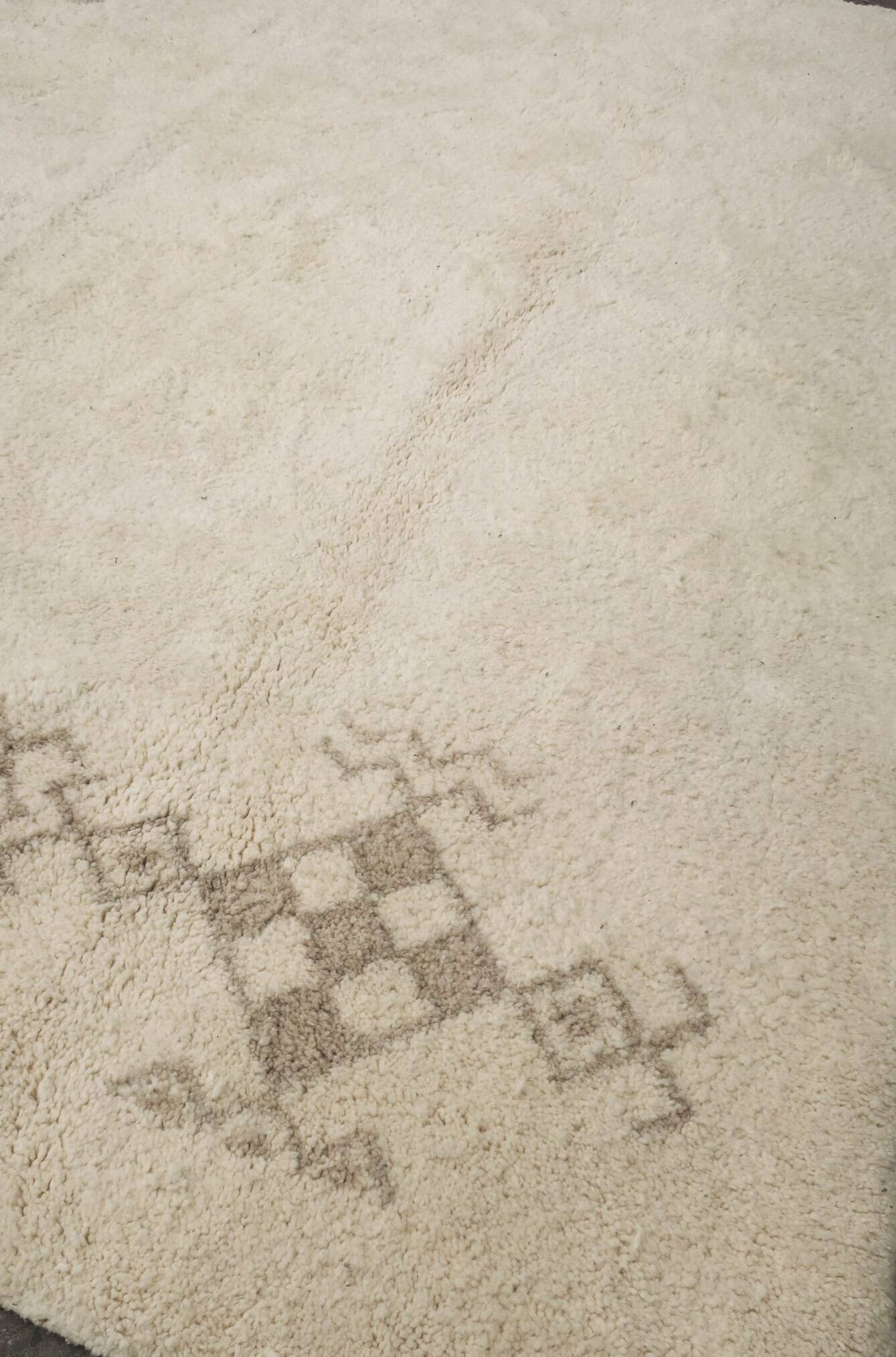 Mid century Moroccan hand-knotted wool Beni-Ourain carpet 230cm x 330cm