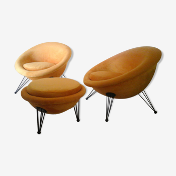 Cocoon armchairs and footrest 1950