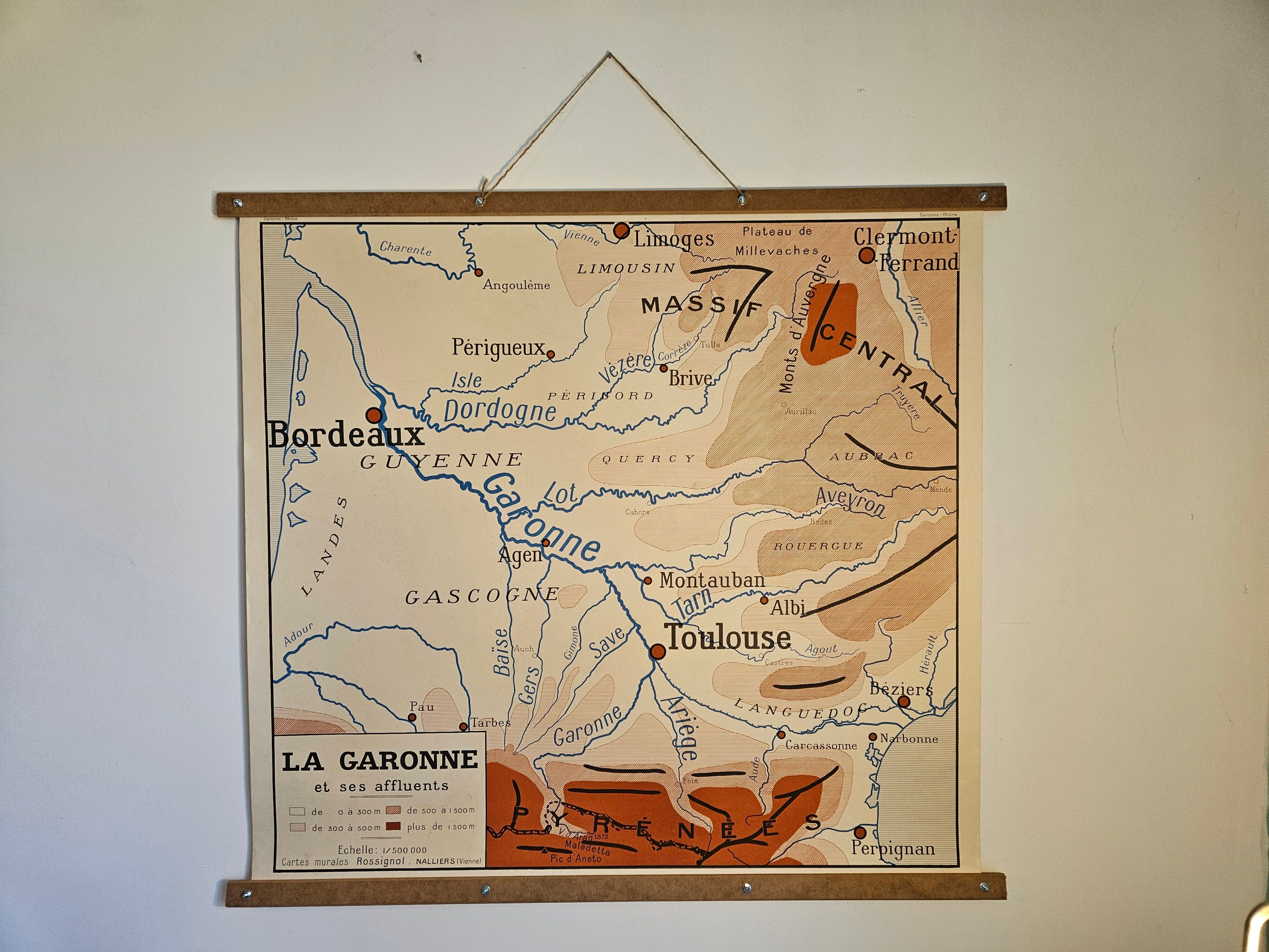 School map of ancient geography 1960 map of France the Garonne le Rhône
