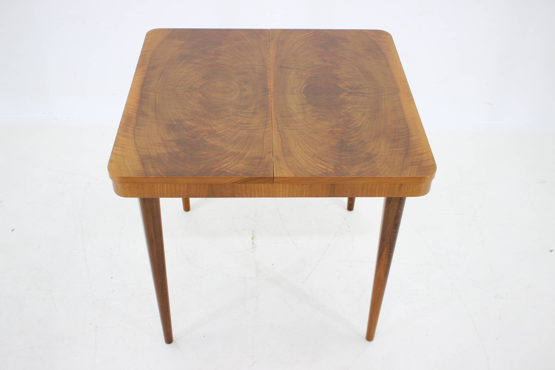 1940s Jindrich Halabala Extendable Dining Table in Walnut, Czechoslovakia