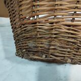 Ancien panier tressé rond