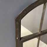 Miroir industriel en fer patiné, Tchécoslovaquie, années 1960