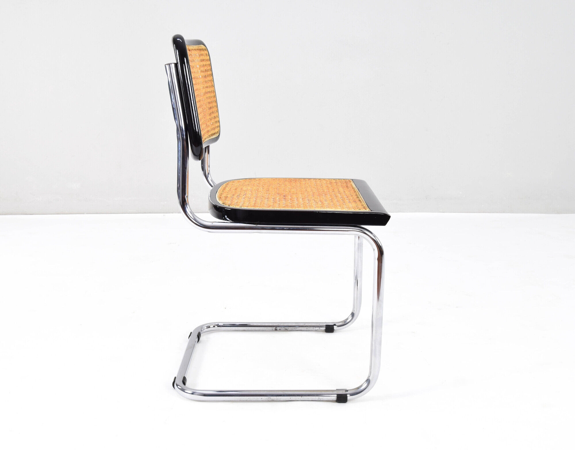 Set of Four Mid-Century Modern Italian Marcel Breuer B32 Cesca Chairs, 70s