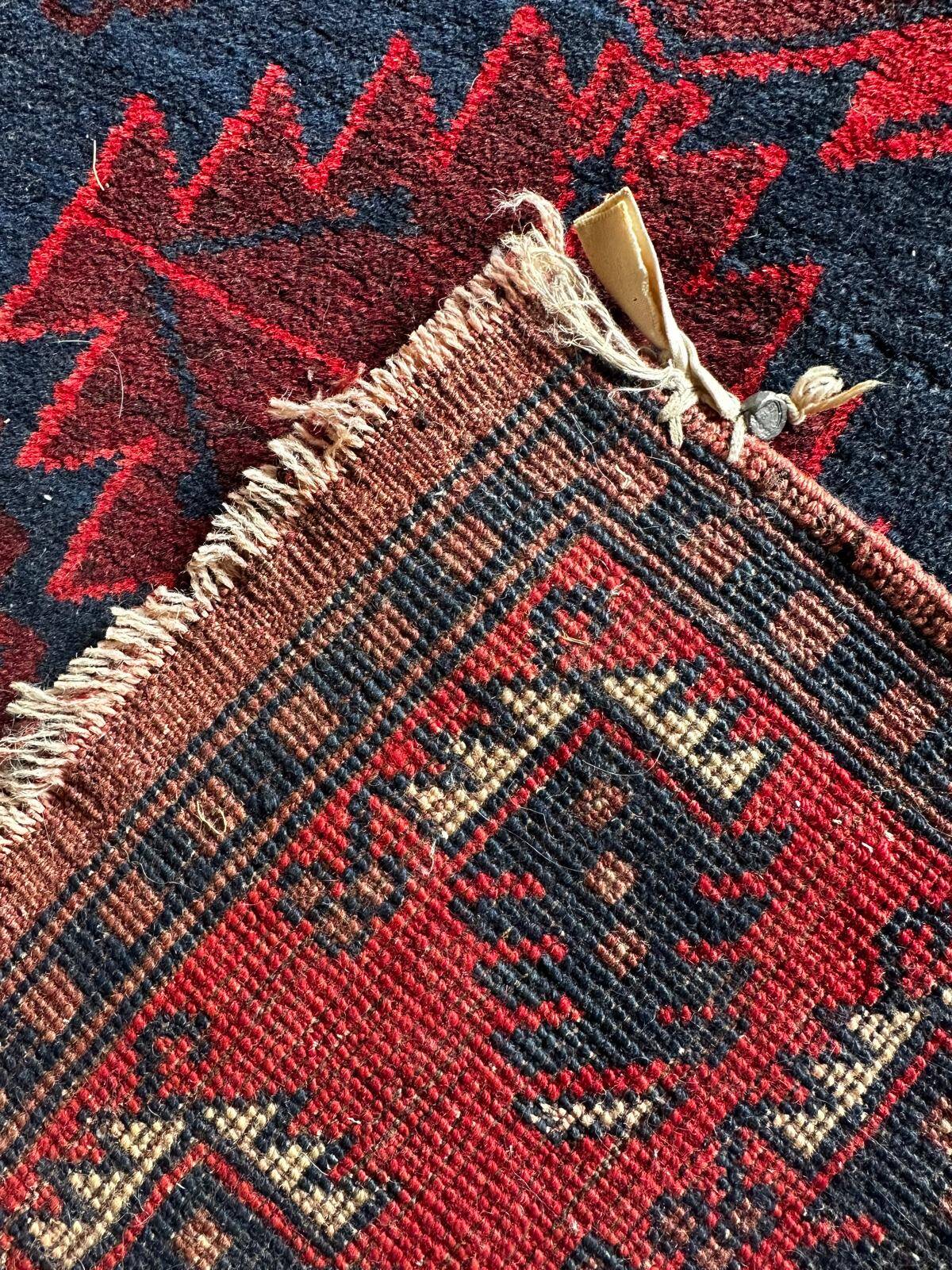 Handmade Turkish rug 110cm x 175cm