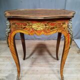 Louis XV table in red marquetry