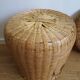 Wicker basket with lid