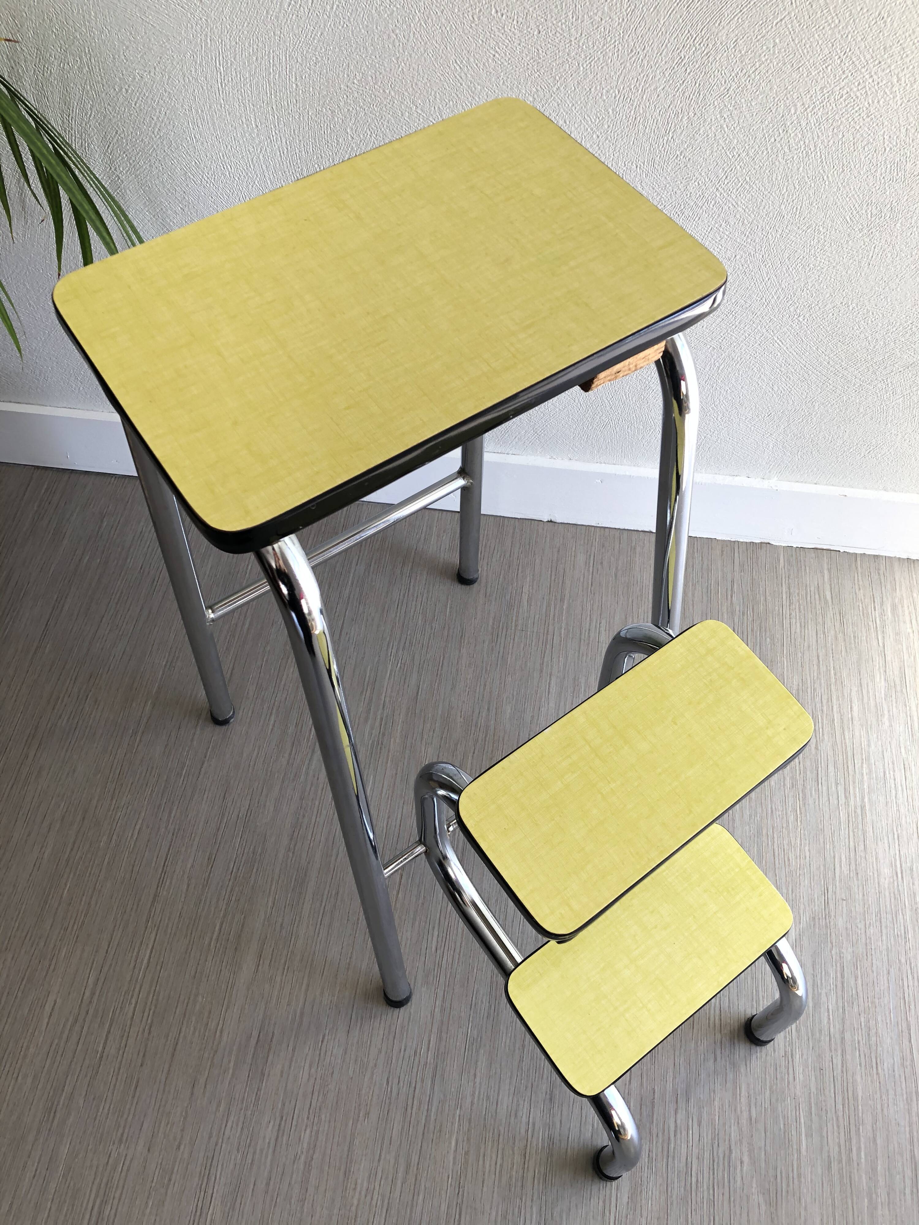 Yellow formica foot walk