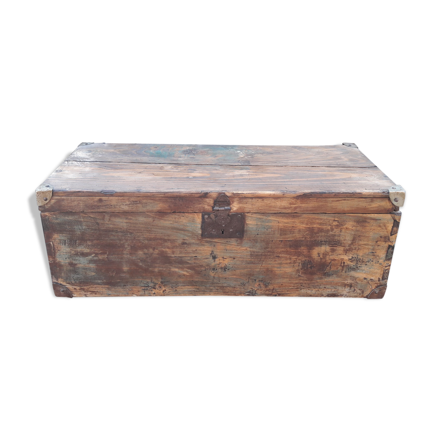 Wooden trunk