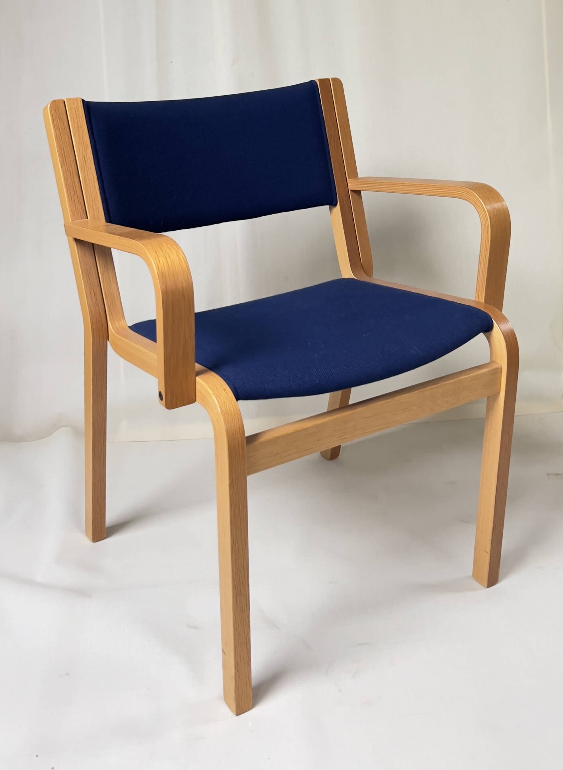 Chaises Mid-Century bleues Magnus Olesen