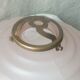 Globe en verre opaque rose luminaire art nouveau