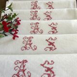 6 napkins, monogram