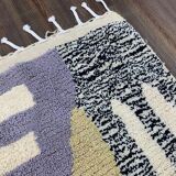 Traditional handmade wool rug, size 100 x 200 cm