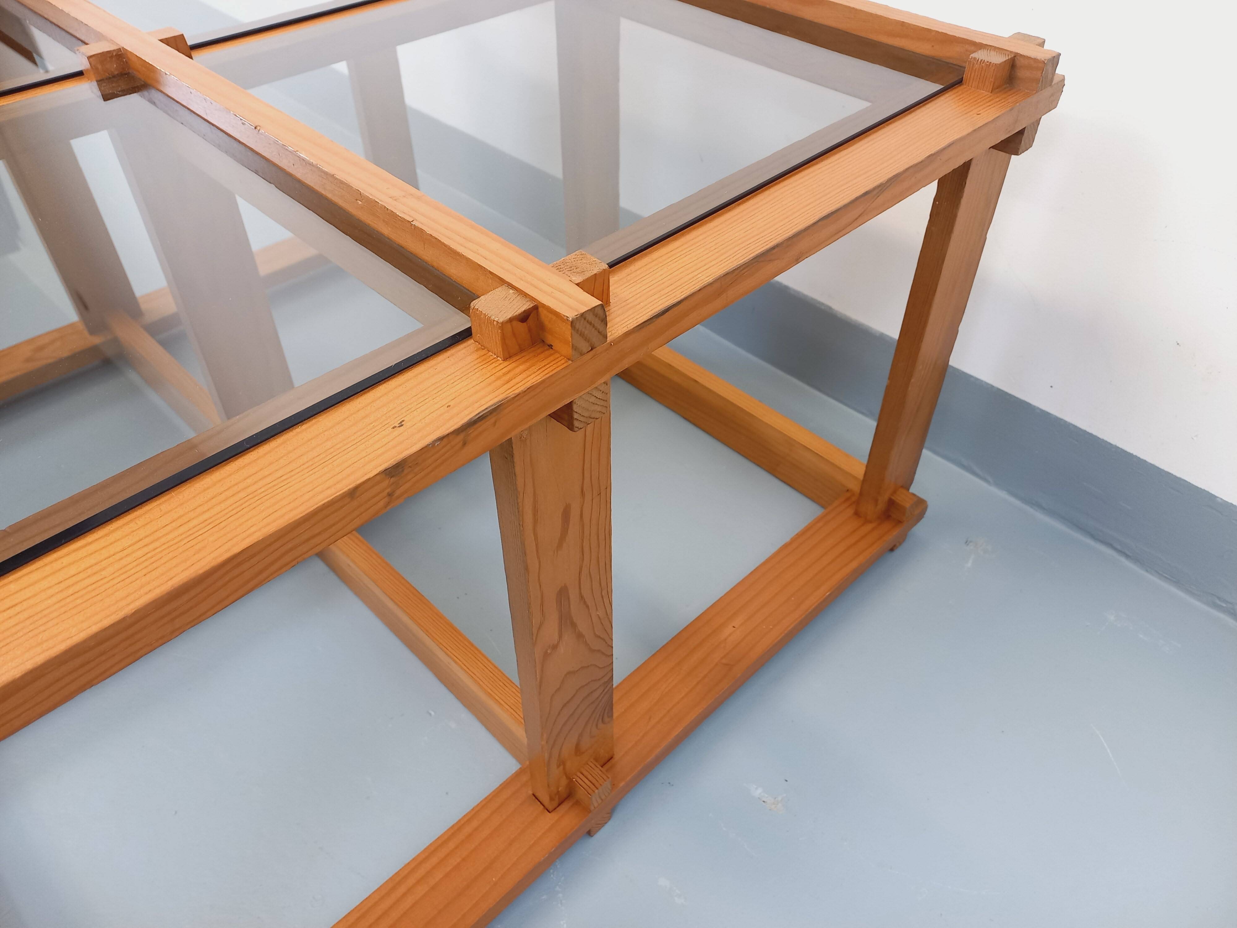 Vintage square coffee table in pine and smoked glass from the 70s and 80s.