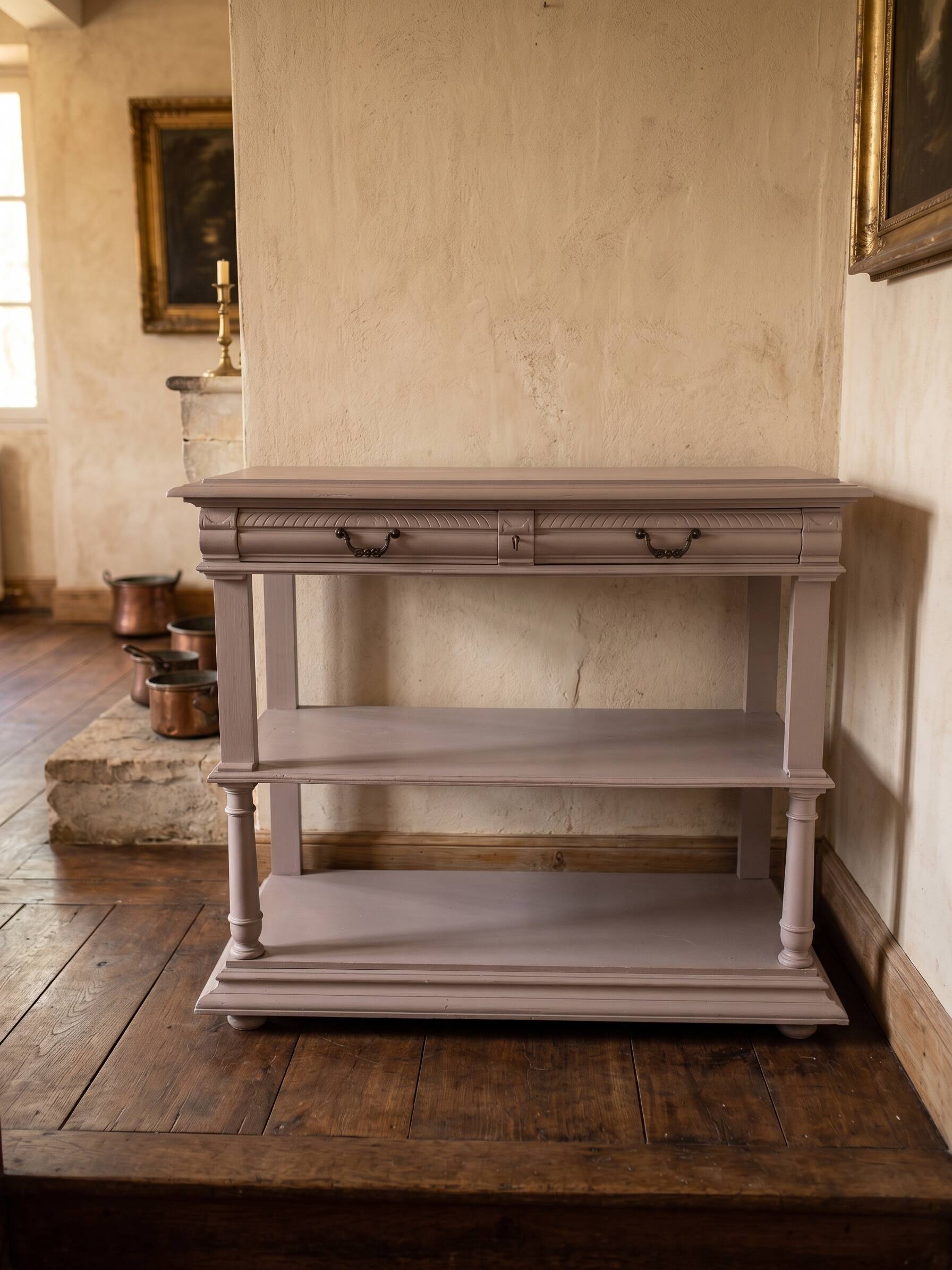 Antique chest of drawers