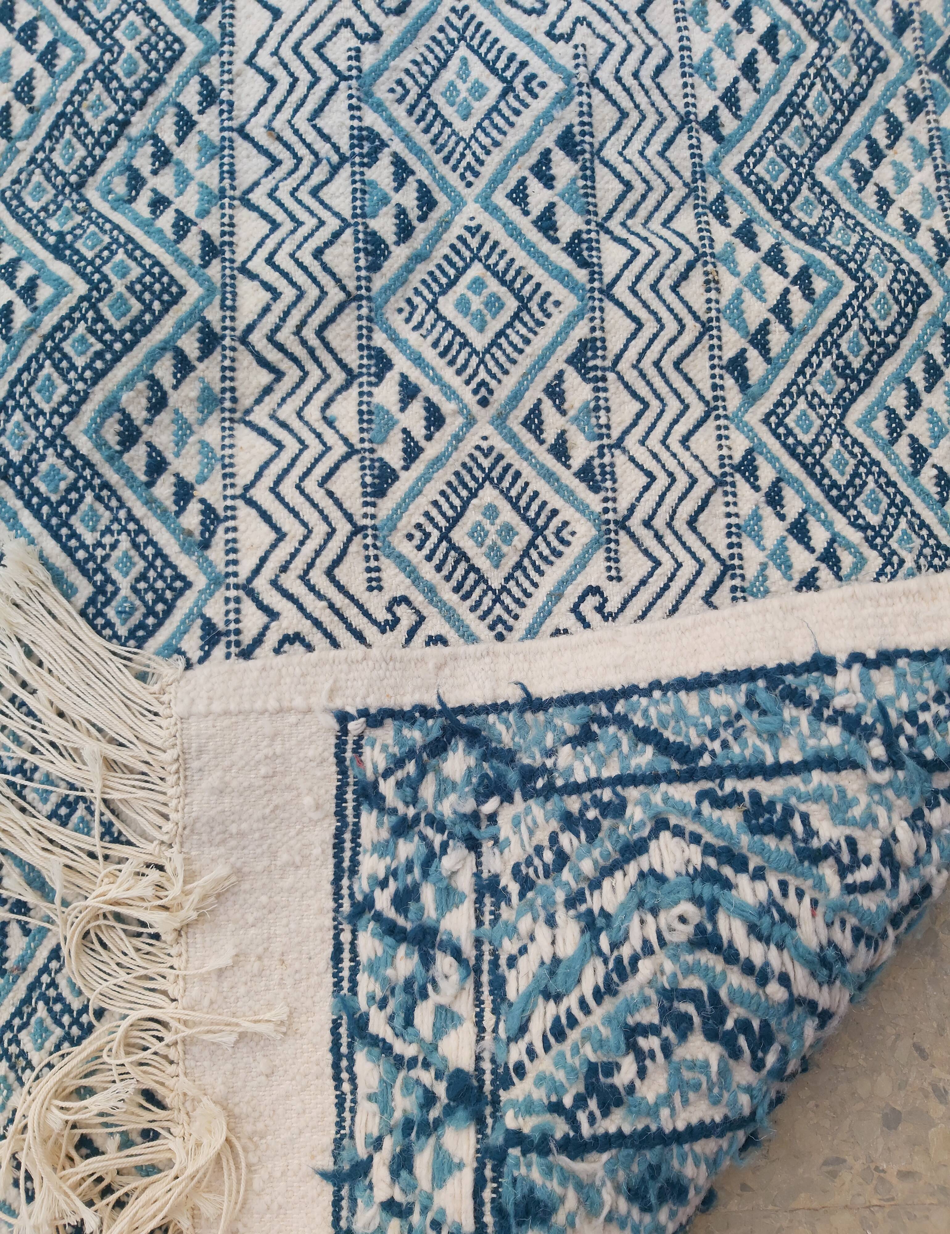 Traditional handmade white and blue margoum rug