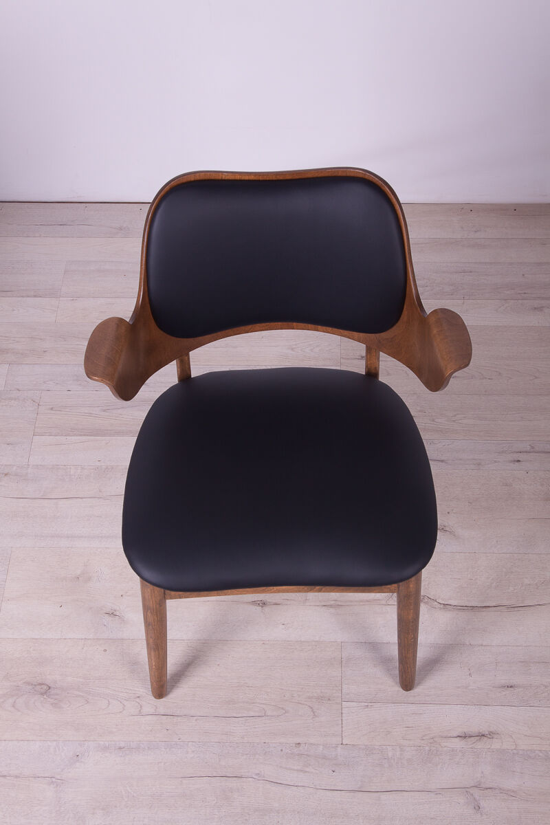 Model 107 armchairs by Hans Olsen for Bramin, 1950