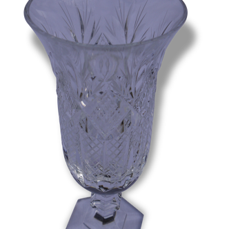 Vase en cristal avec décors ciselés
