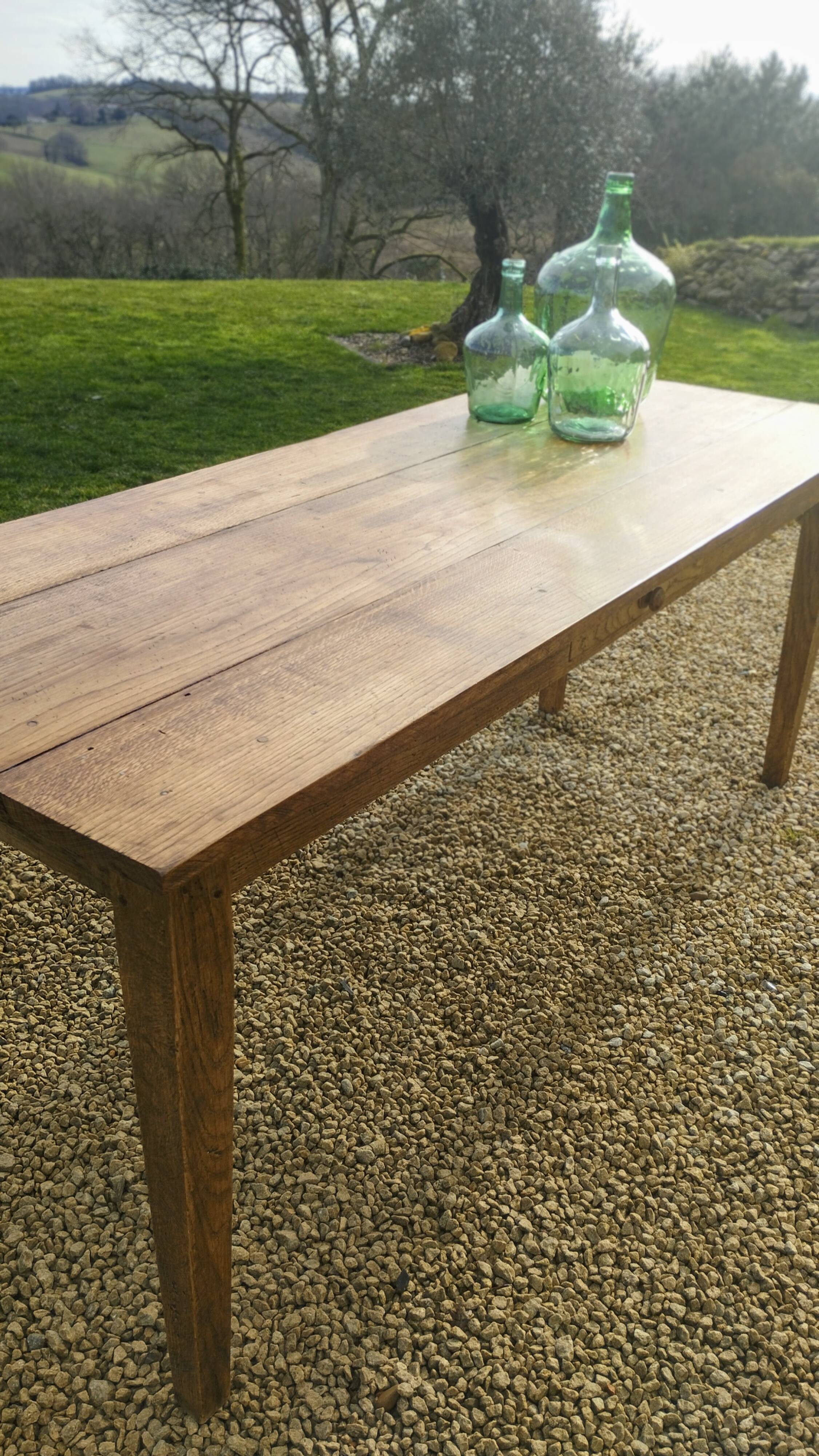 Farm table in sold oak