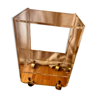 Plexiglass hi-fi furniture