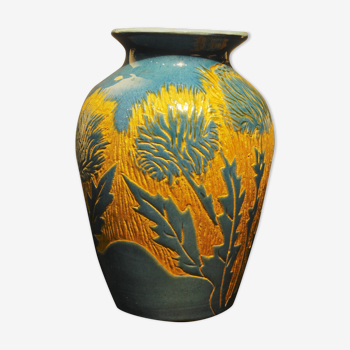 Vase balustre à décor de chardons jaune et bleu