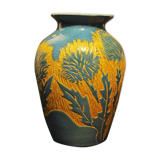 Vase balustre à décor de chardons jaune et bleu