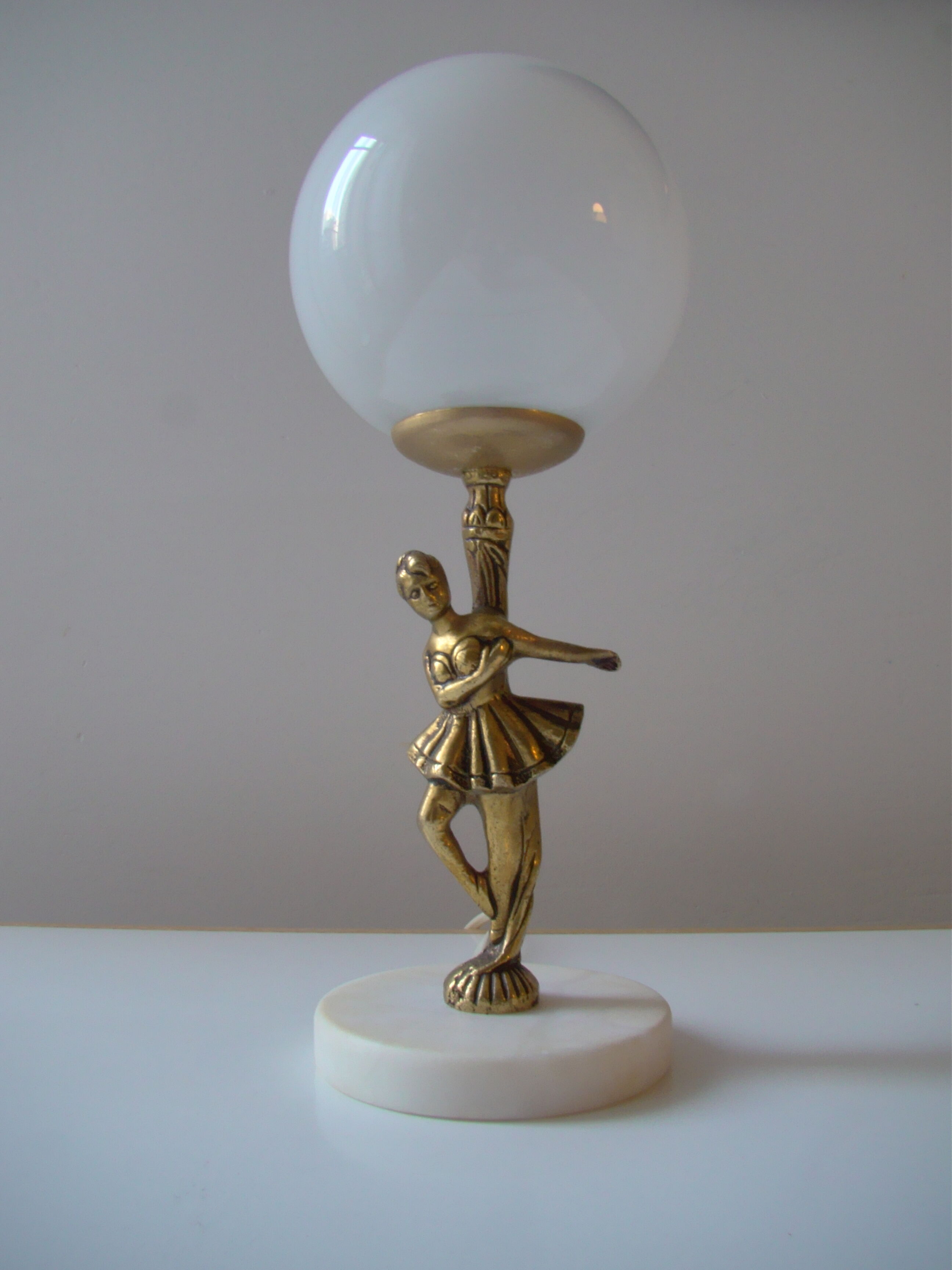 Charming vintage lamp dancer