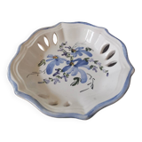 Assiette vintage peint main ajourée motif fleurs bleues