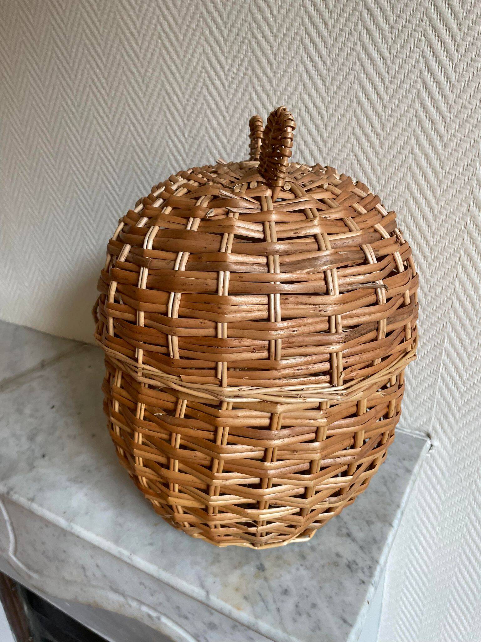 Small wicker basket sculpture