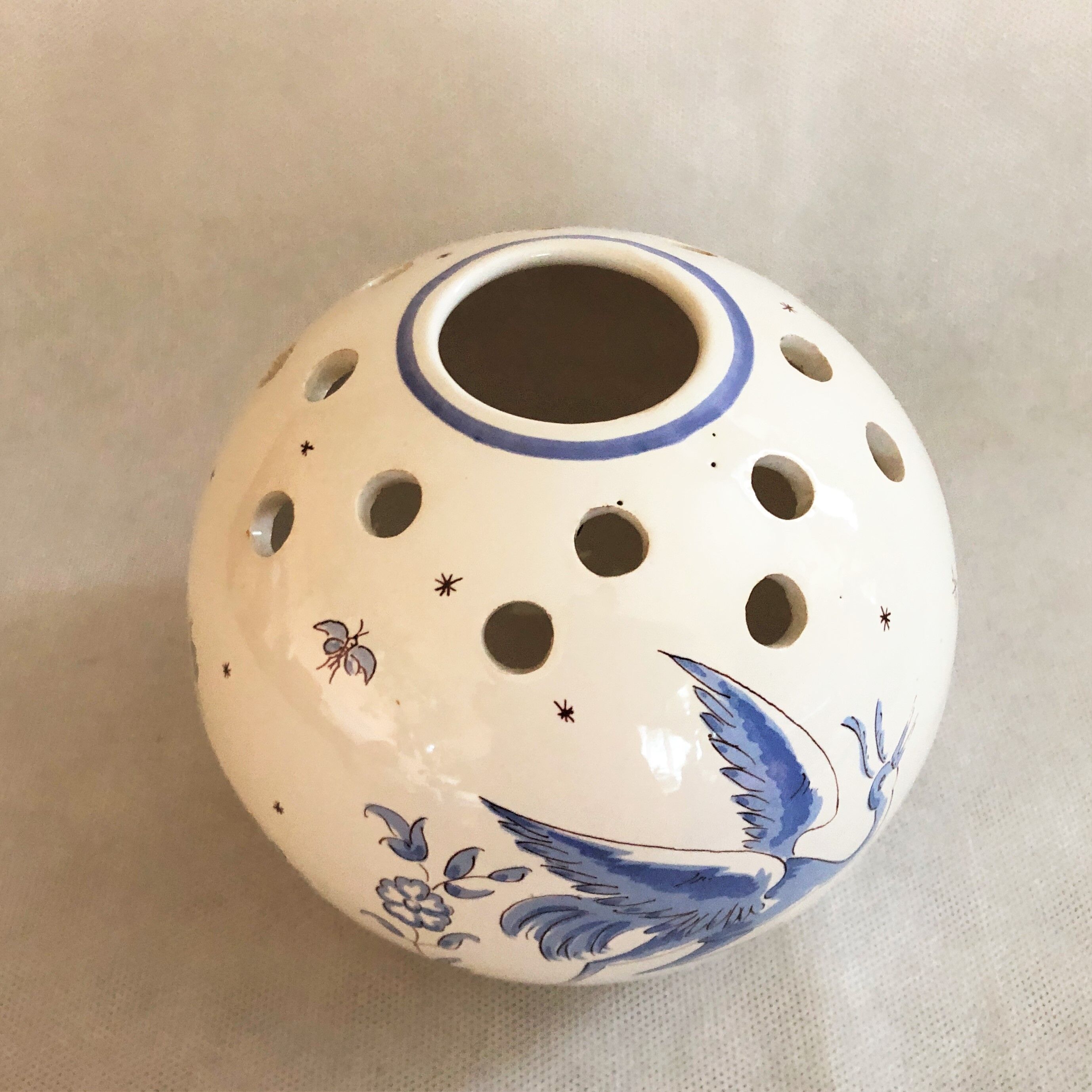 Artisanal bouquet vase "vieux moustiers"