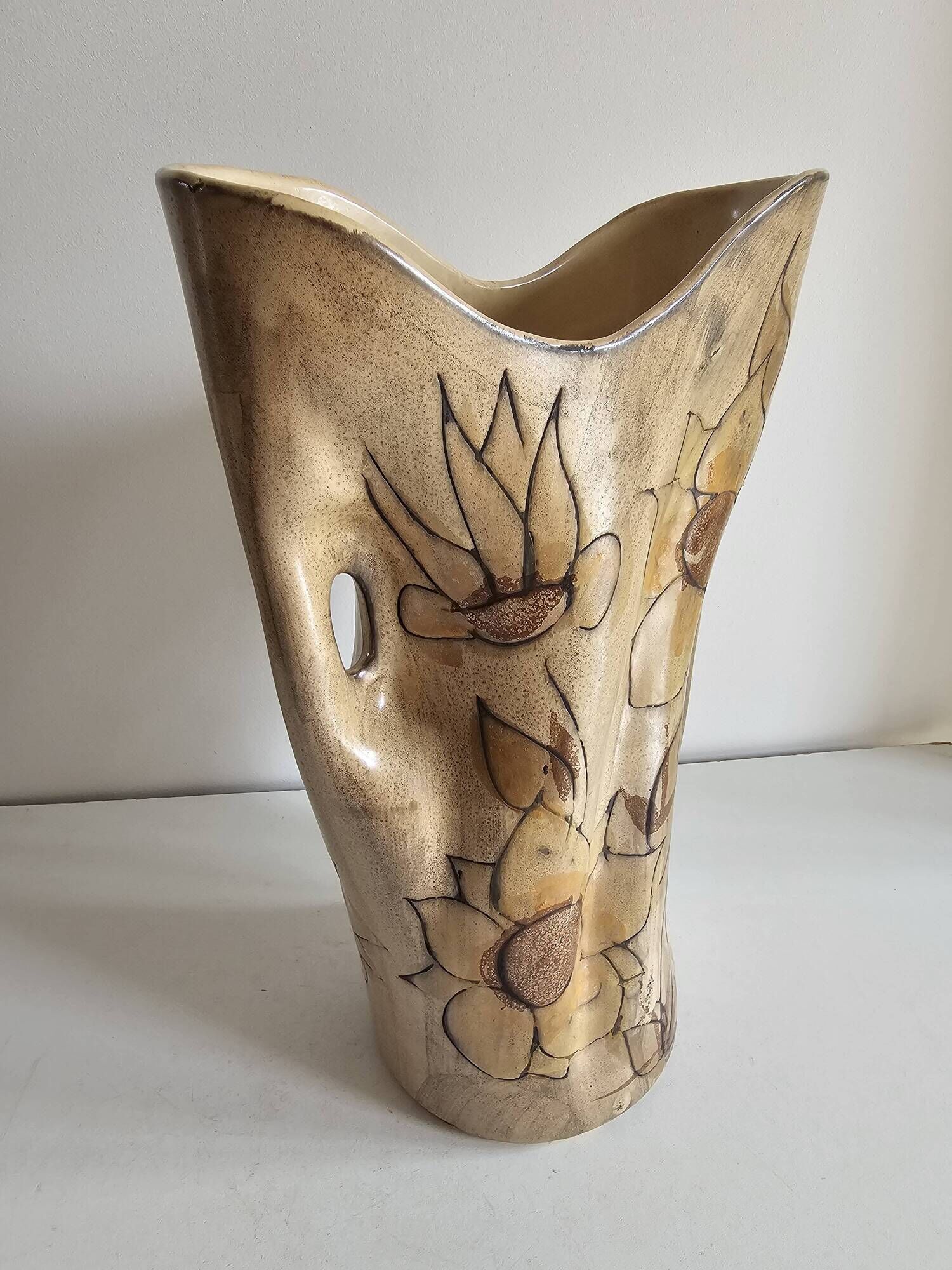 Large ceramic vase with floral pattern in the style of Vallauris.