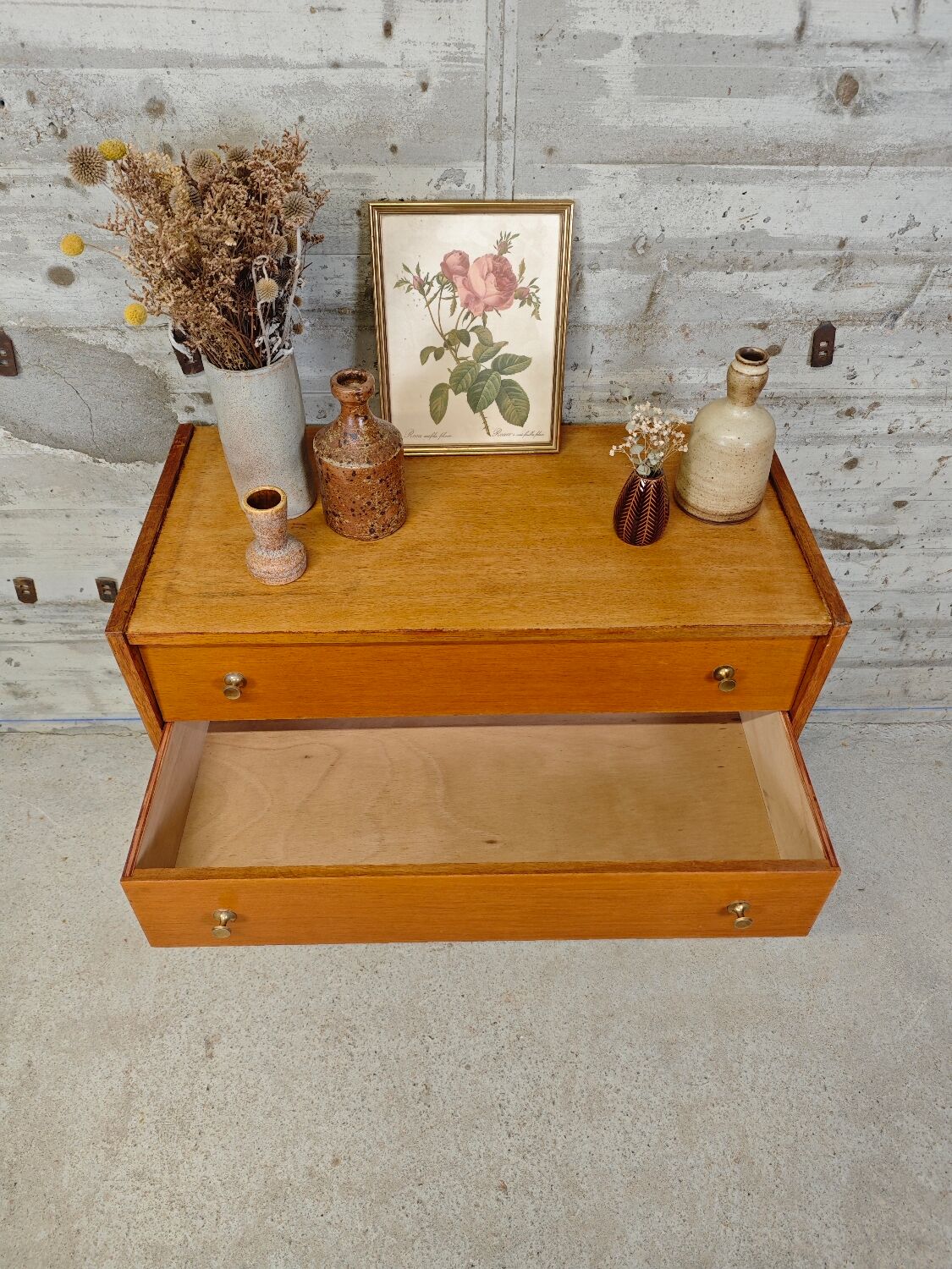 Vintage chest of drawers