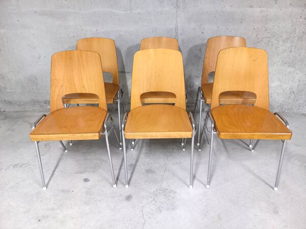 6 chaises empilables vintage modèle tonneau Manhattan de marque Baumann années 70