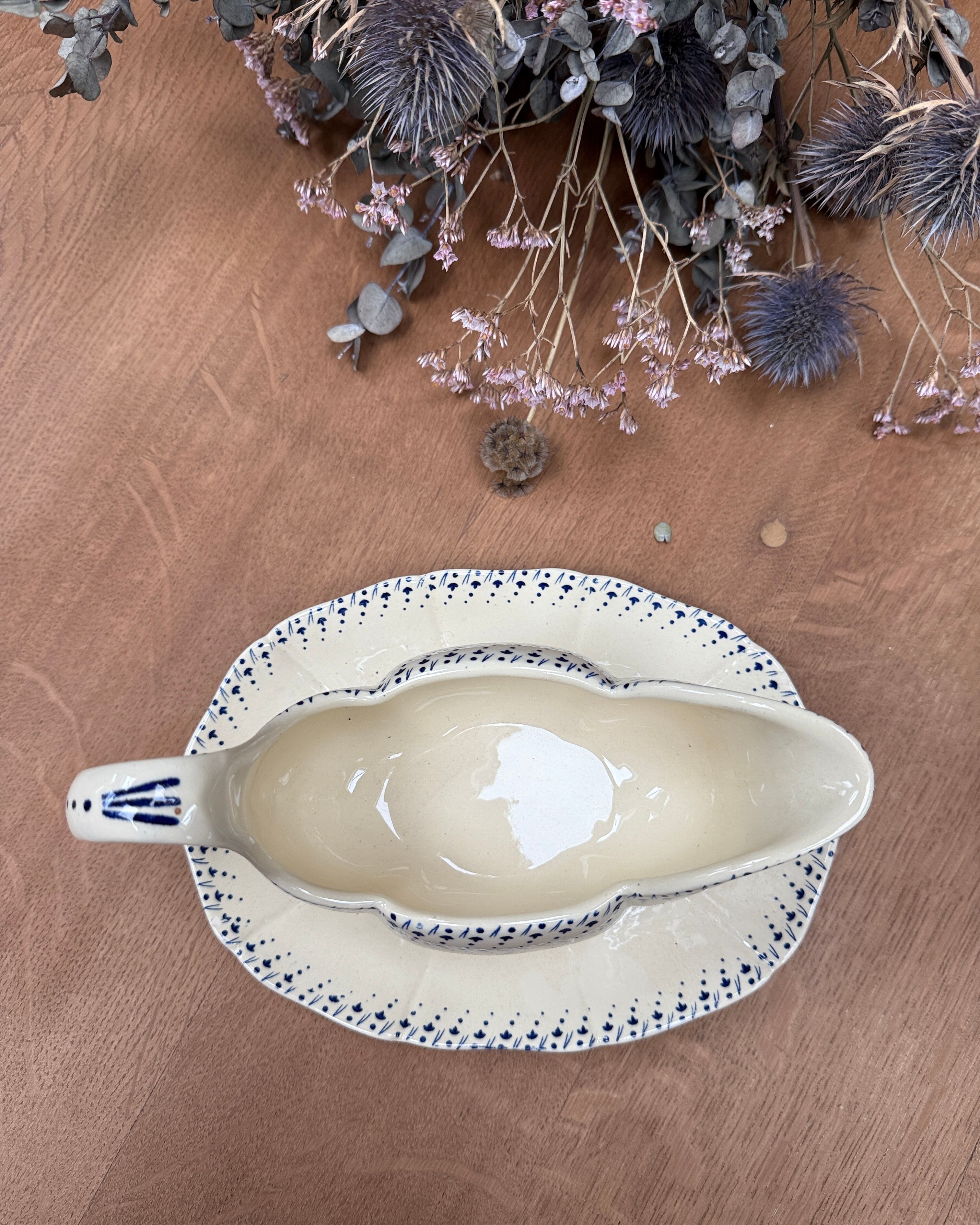 Sauceboat ironstone Boch Frères