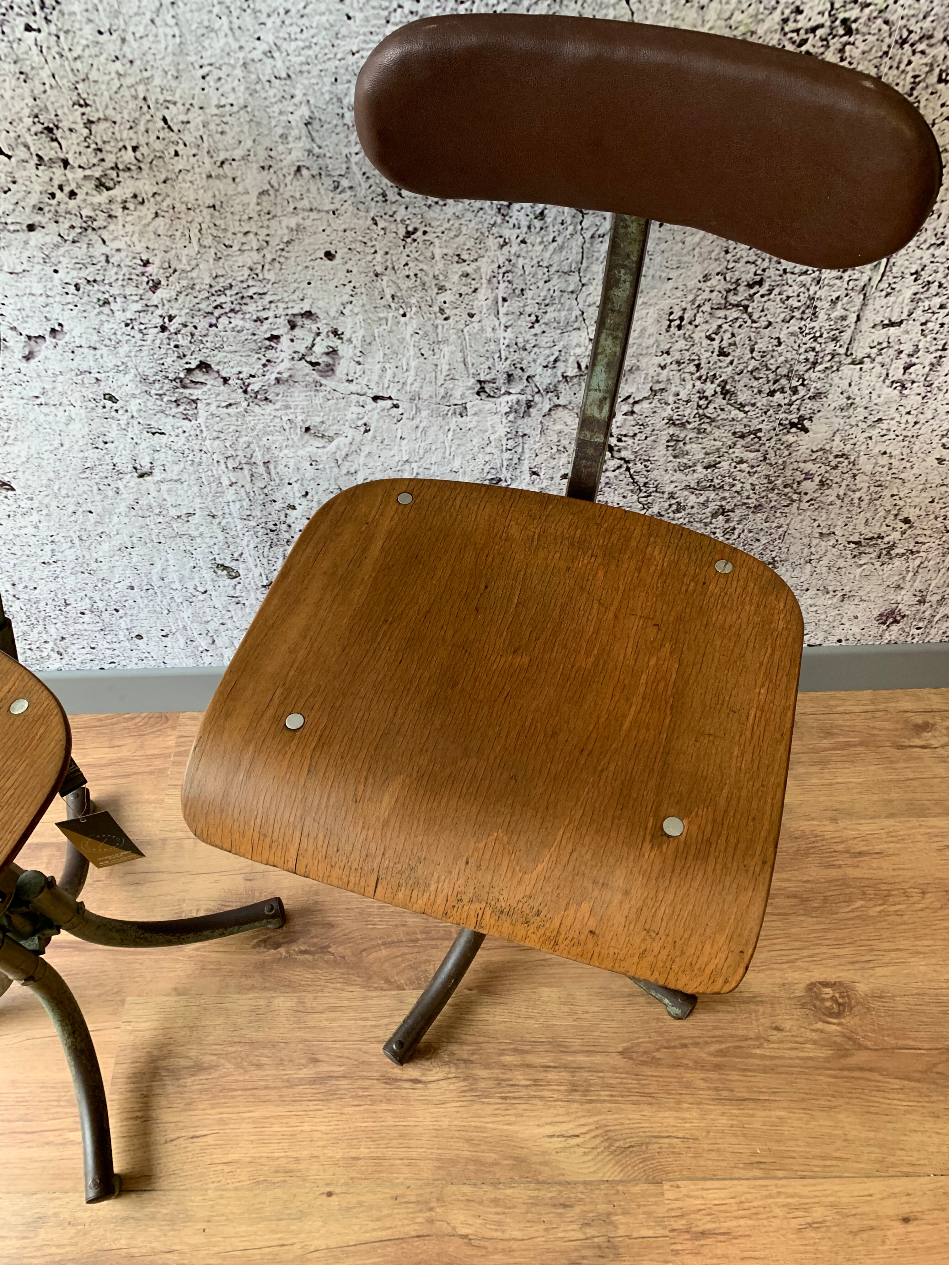 Biénaise industrial chairs