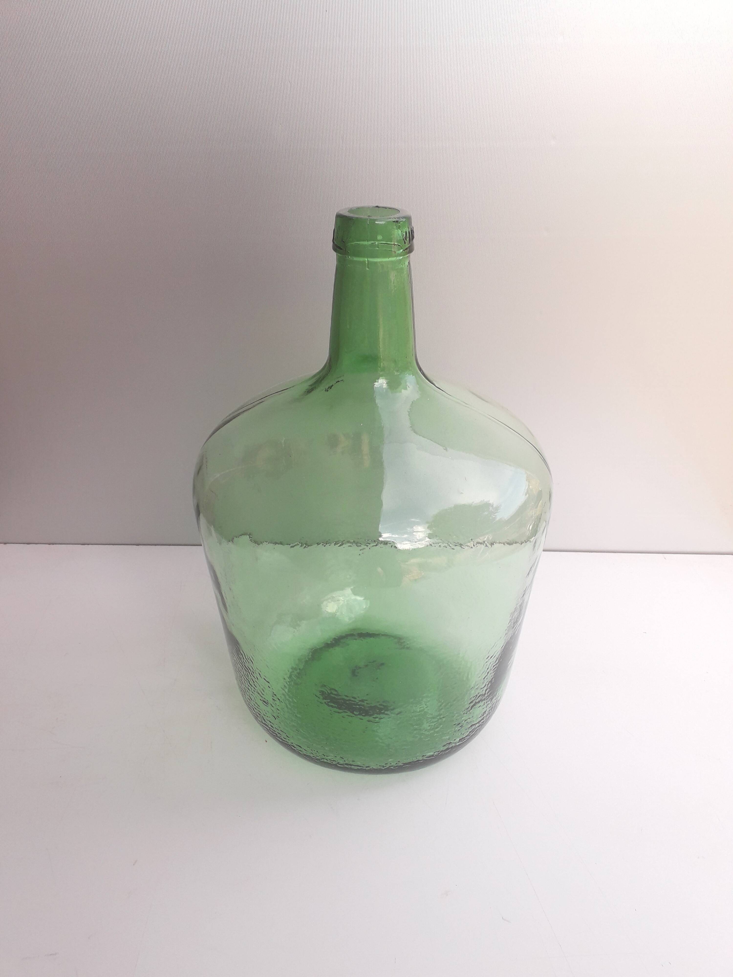 Dame Jeanne Molded Glass - 1960